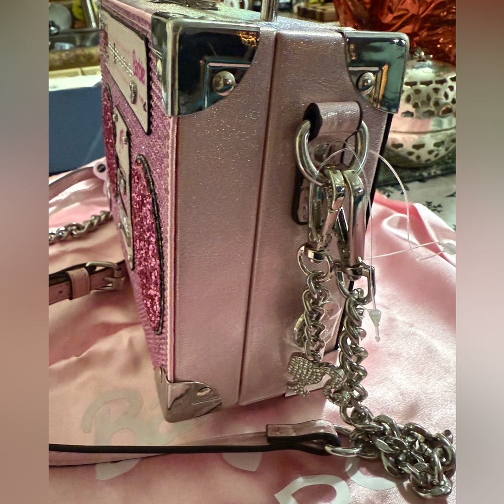 Barbie Rhinestonee Radio Purse - Picture 6 of 6